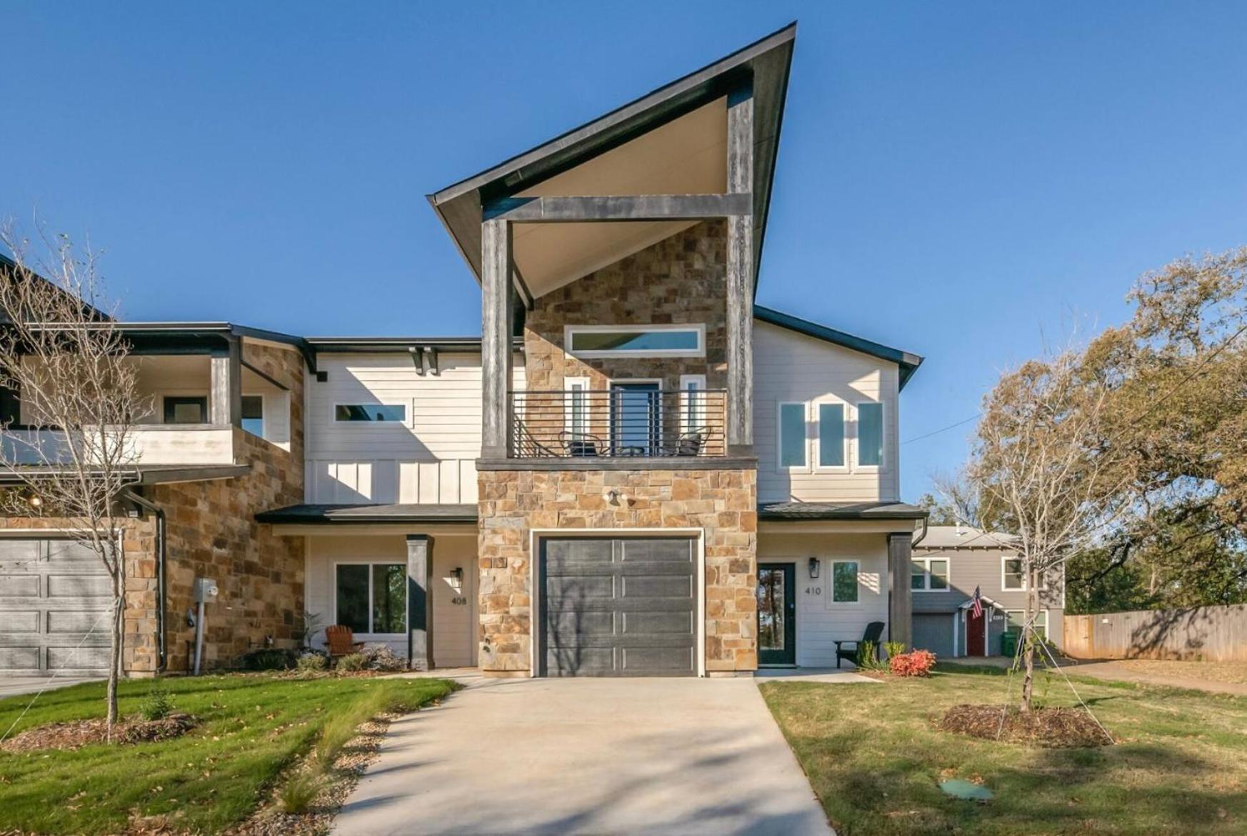 Stylish Townhome Near At&T Stadium, Globe Life, Six Flags & More Arlington Ngoại thất bức ảnh
